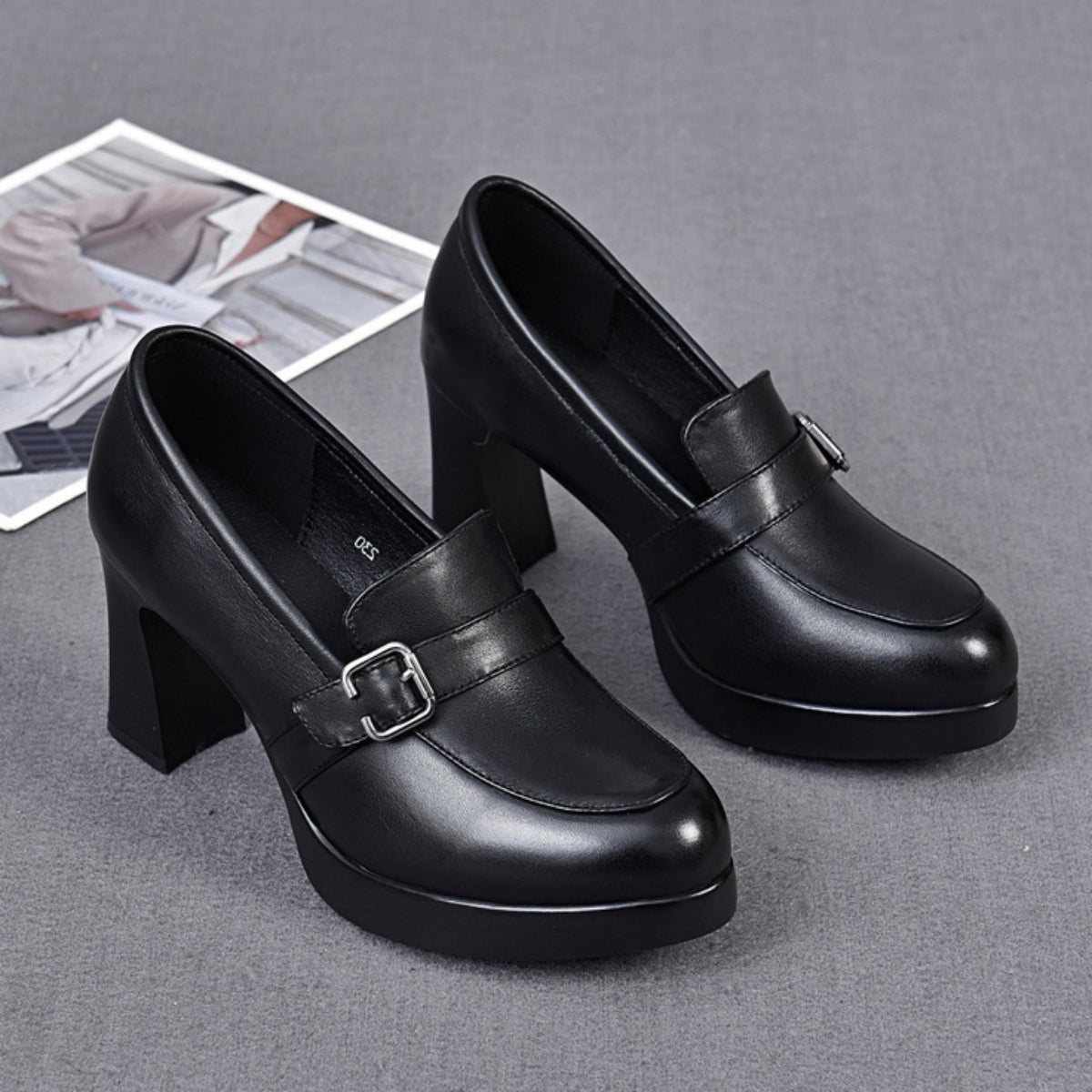 👠【35-40】🔥 Hit 2025! 💖Stylowe skórzane buty damskie na wysokim grubym obcasie | Komfort i moda w jednym-4095019