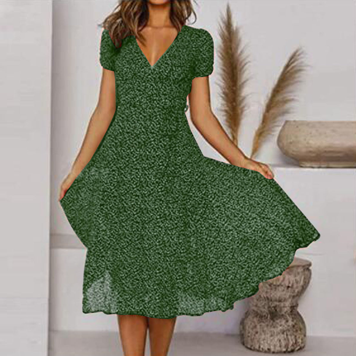 🌈💃【Sleva 50 % 🔥】👗😍 Nové dámské šaty 2026 ve větších velikostech s výstřihem do V a krátkými rukávy, květinové šaty s puntíky ve větších velikostech