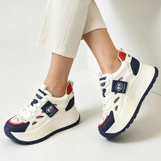 【Újdonság 50% kedvezménnyel】👟 Nyári hétköznapi cipő – légáteresztő perforált dizájn vastag talppal, divatos, lélegző és rendkívül kényelmes.