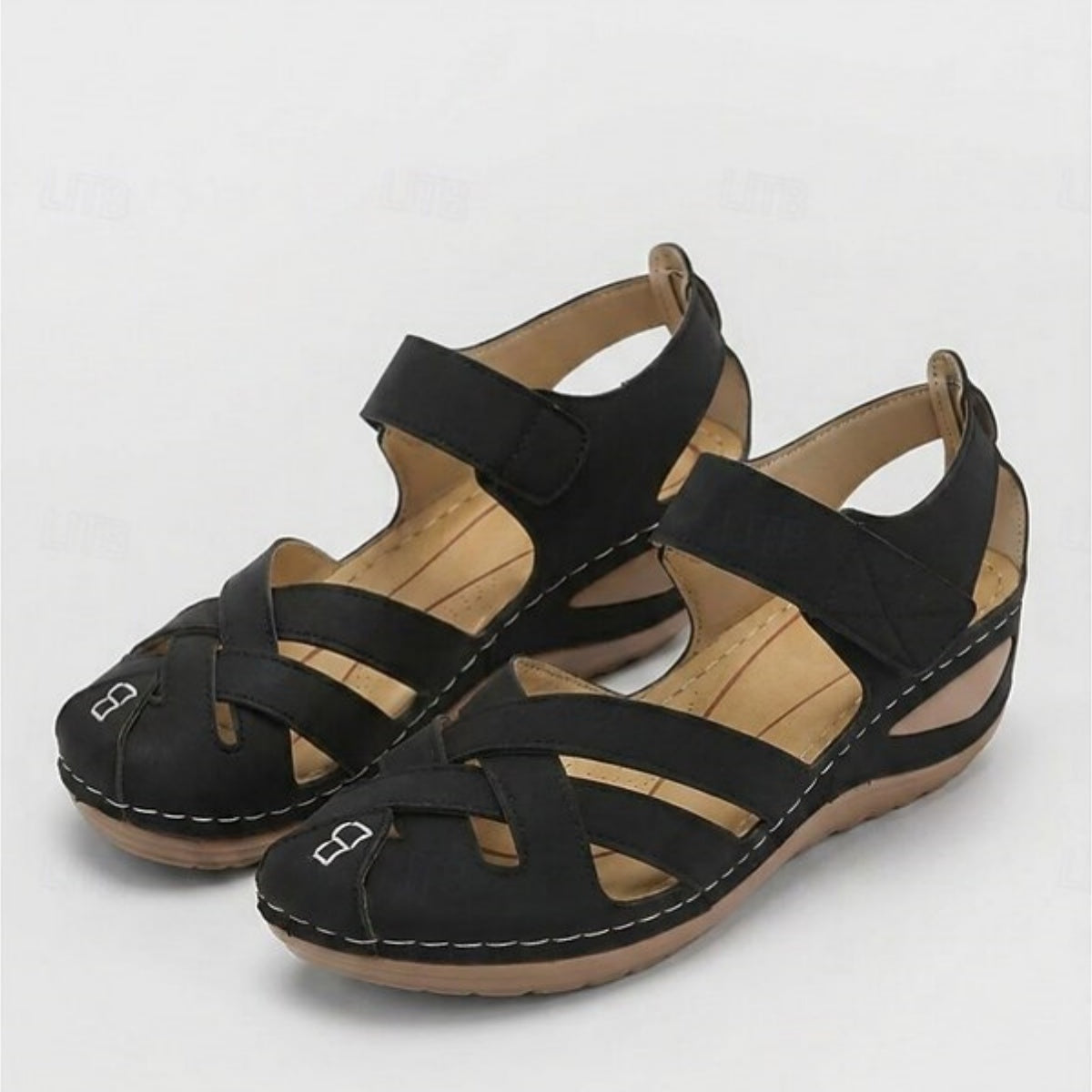👡 NĹ‘i piros halászszandál – zárt orr, lĂ©legzĹ‘ szövött felsĹ‘, állĂthatĂł tĂ©pĹ‘zár ✨ KĂ©nyelmes Ă©s praktikus – utazáshoz Ă©s mindennapokra egyaránt! đź§ł