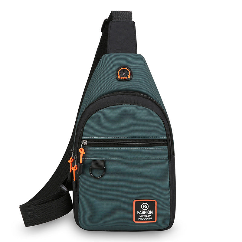 ☔️ Déšť? Žádný problém! ✨ Voděodolná crossbody kabelka s několika kapsami. 🎒