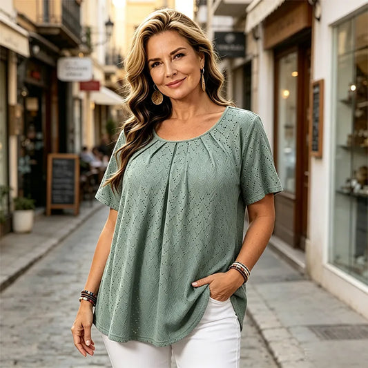 ✨【L-6XL】Elegantní dámská halenka s krajkovou výšivkou a volánovým límcem, volný střih, krátký rukáv – francouzský styl