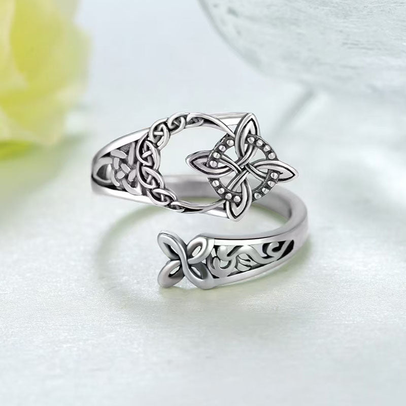 💍【Kupte 1 a získejte 1 zdarma】Stříbrný prsten s keltským uzlem S925