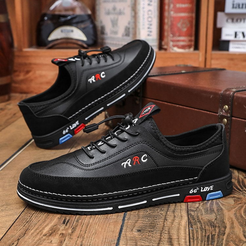 💯🔥【39-48】Los zapatos de negocios casuales para hombre están hechos de cuero impermeable y resistente a las manchas con u na suela suave para un uso cómodo. 4184448