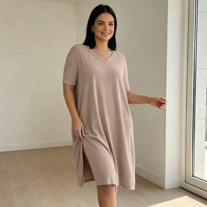 🌿 Nagy méretű női nyári szett – hosszú póló oldalhasítással + rövidnadrág 👗 Puha, sztreccs és lélegző anyag, maximális kényelem egész nap! ✨