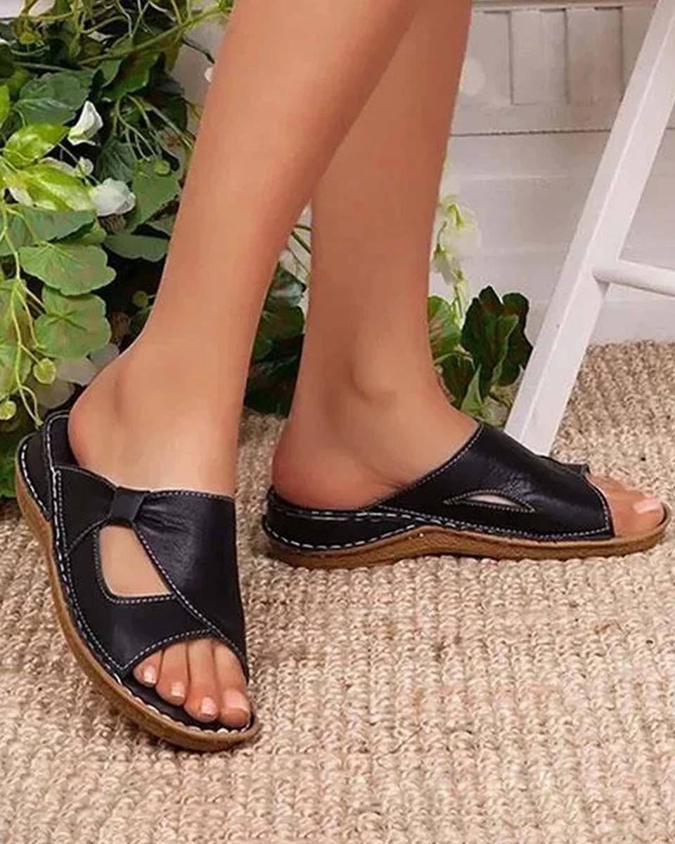 Nowe stylowe i wygodne kapcie damskie.Materiał skórzany, wygodny w noszeniu.Na każdą porę roku【35-43】-4235826
