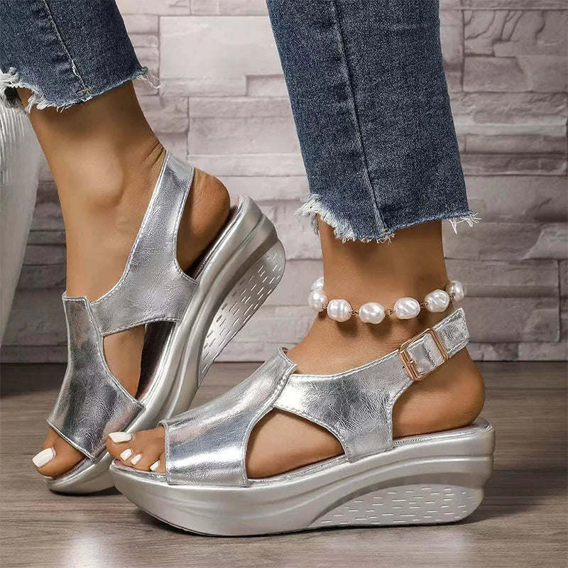 👡 Női ék sarkú szandál – csatos, puha ortopéd talp, valódi bőr 🦶 Enyhíti a fájdalmat, támasztja a lábat – kényelem egész nap! ✨