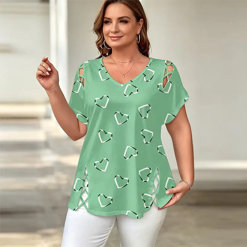 👚【S-5XL】V-nyakú póló szívecskés áttöréssel – stílusos és egyedi!