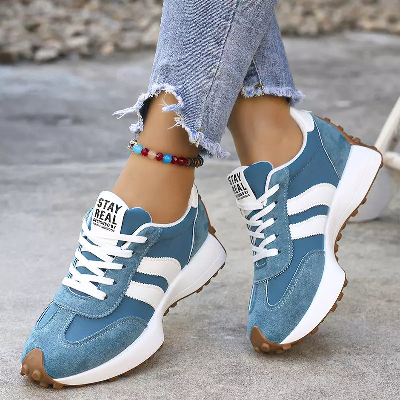 Ležérní tenisky na platformě – retro styl, snadná chůze a maximální pohodlí po celý den! 👟✨