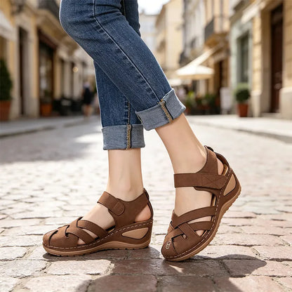 👡 Női piros halászszandál – zárt orr, lélegző szövött felső, állítható tépőzár ✨ Kényelmes és praktikus – utazáshoz és mindennapokra egyaránt! 🧳