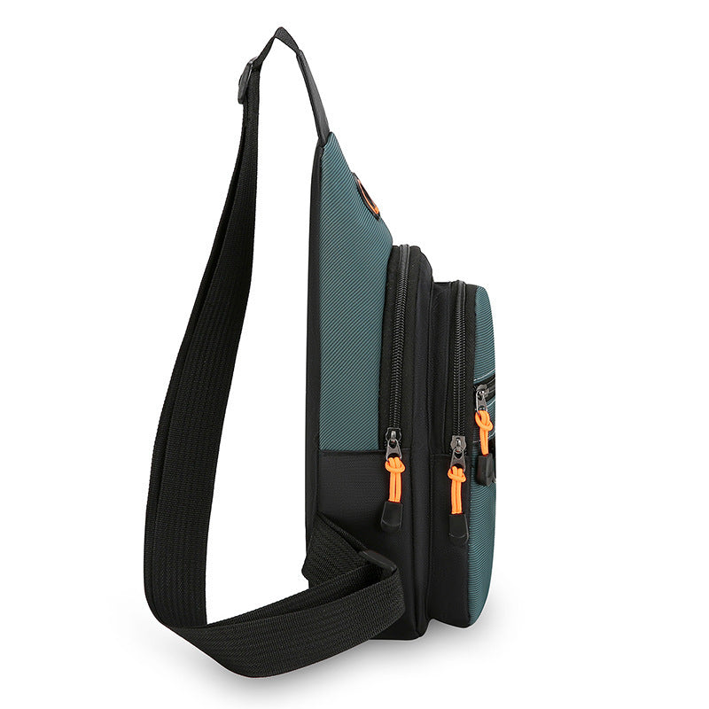 ☔️ Déšť? Žádný problém! ✨ Voděodolná crossbody kabelka s několika kapsami. 🎒