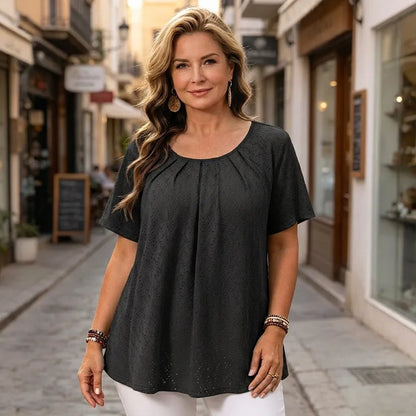 ✨【L-6XL】Elegantní dámská halenka s krajkovou výšivkou a volánovým límcem, volný střih, krátký rukáv – francouzský styl