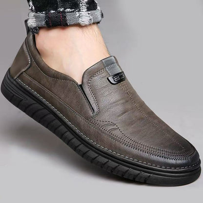 【39-44】👞 Buty męskie wykonane z miękkiej skóry naturalnej - dla pełnego komfortu dojrzałych mężczyzn