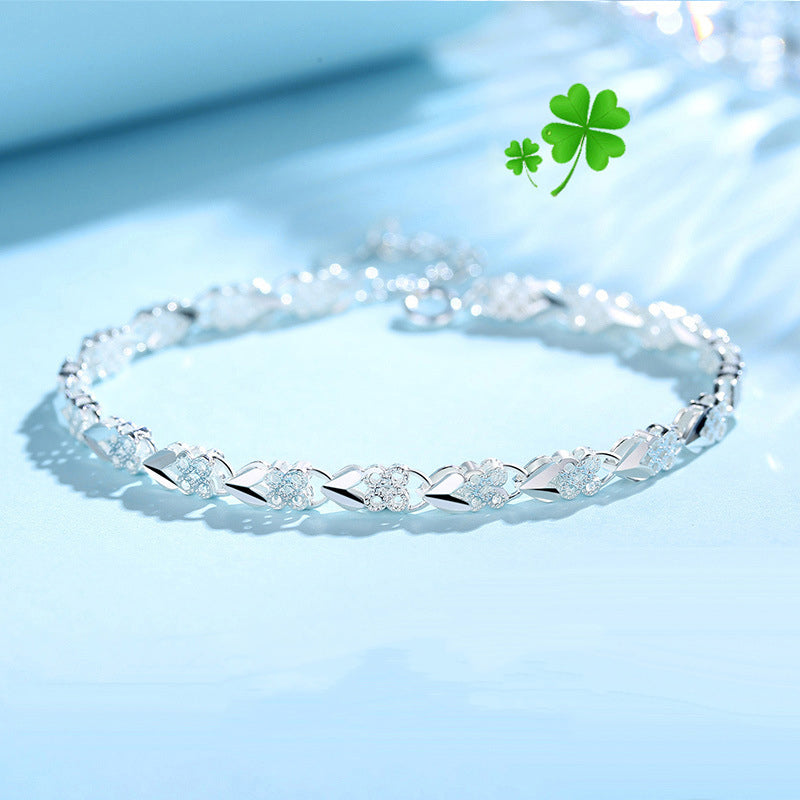 😀👉【Kup 1, otrzymaj 1 za darmo】💖🍀Nowy modny srebny ozdoba 925 (z czterolistnym) dla kobiet-4182508