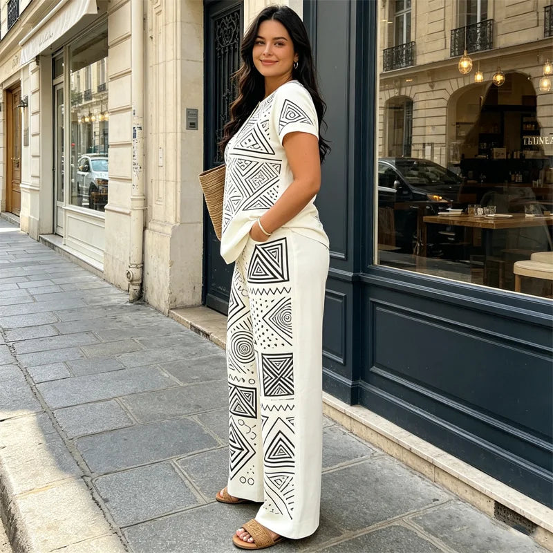 🥼 Compleu de Vară Premium: Bluză cu Decolteu în V și Pantaloni Lejeri – Material Fluid, Efect de Alungire, 6 Culori, S-2XL! ✨☀️