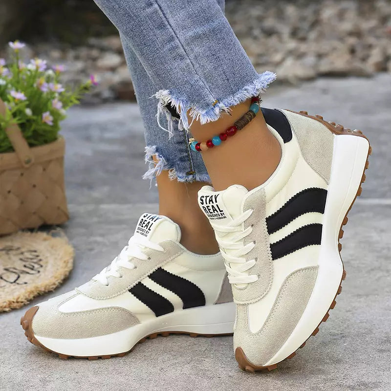 Ležérní tenisky na platformě – retro styl, snadná chůze a maximální pohodlí po celý den! 👟✨