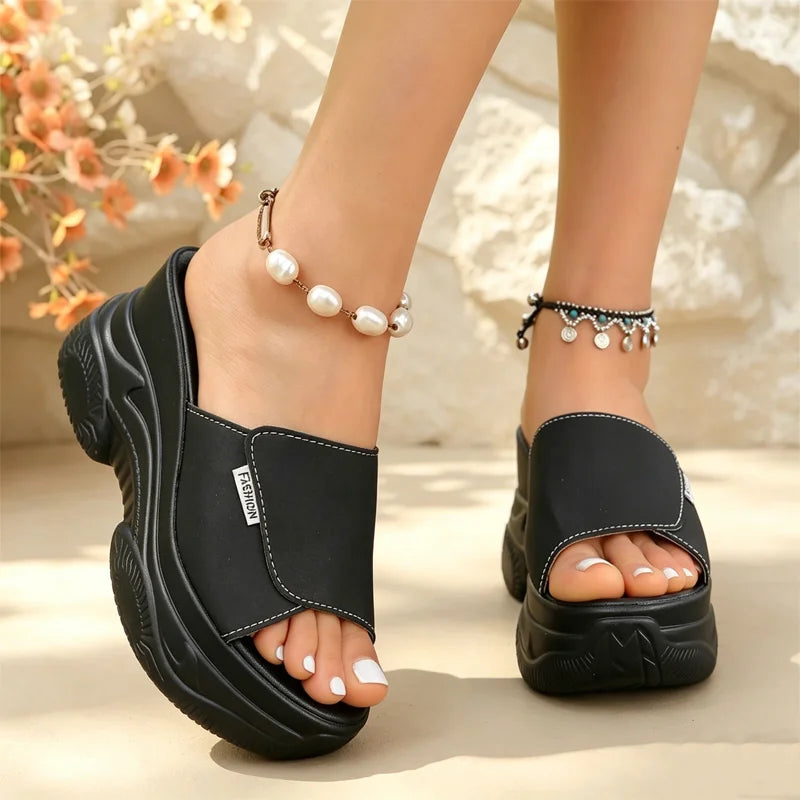 👡 Divatos vastag talpú magasító papucs