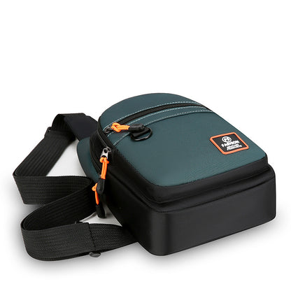 ☔️ Déšť? Žádný problém! ✨ Voděodolná crossbody kabelka s několika kapsami. 🎒