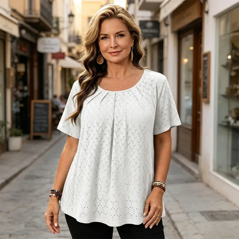 ✨【L-6XL】Elegantní dámská halenka s krajkovou výšivkou a volánovým límcem, volný střih, krátký rukáv – francouzský styl