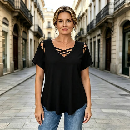👚 100% pamut V-nyakú póló – kereszt textúra + áttört részletek | Légáteresztő, kényelmes, modern