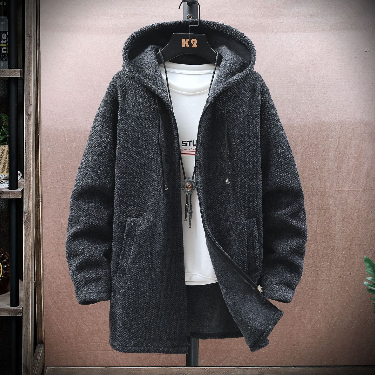 【M-5XL】Męski sweter dzianinowy z kapturem, średniej długości-4177384